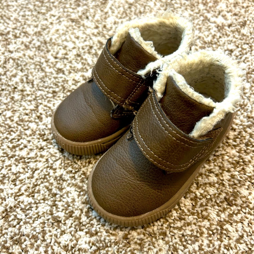Toddler boots